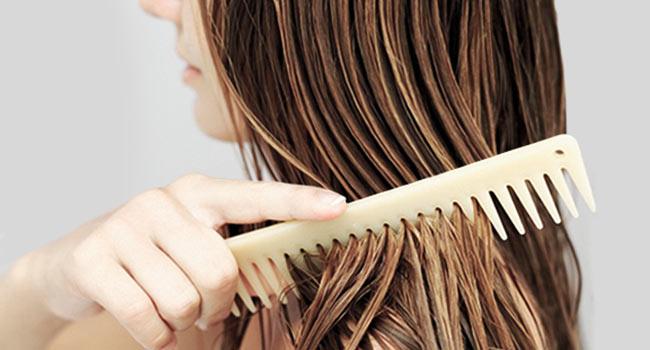 combing habits cause hair loss