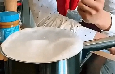 Stop Pots From Boiling Over